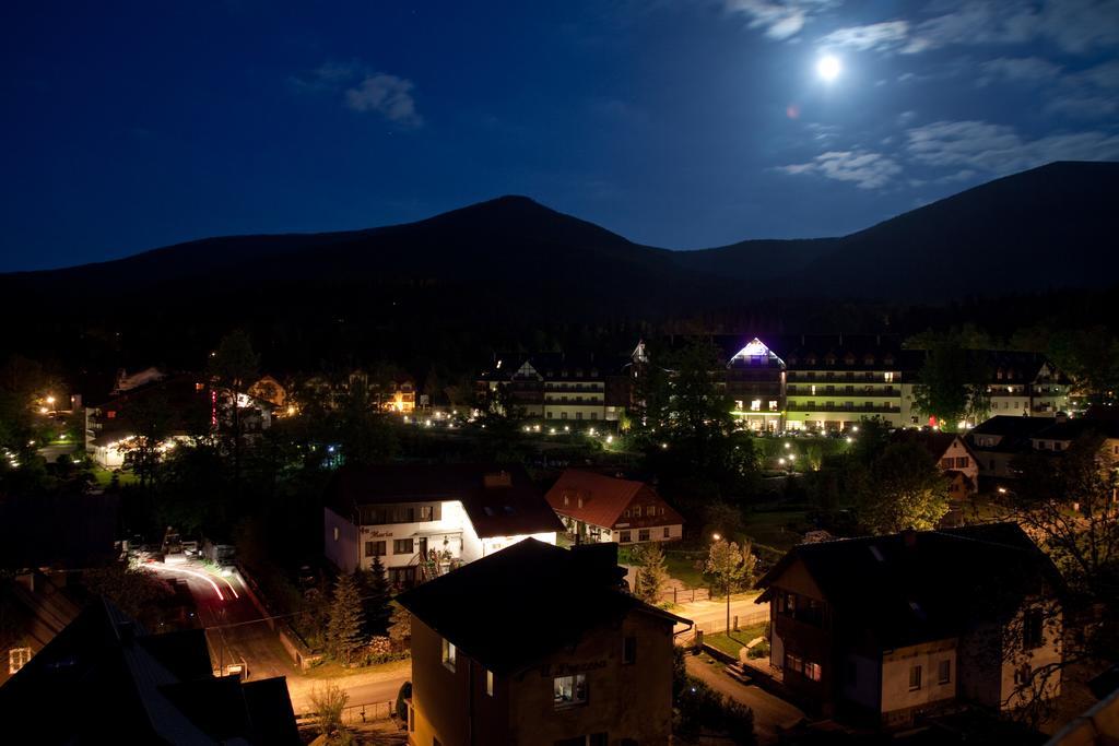 Szafir Karkonoszy Appartement Karpacz Kamer foto